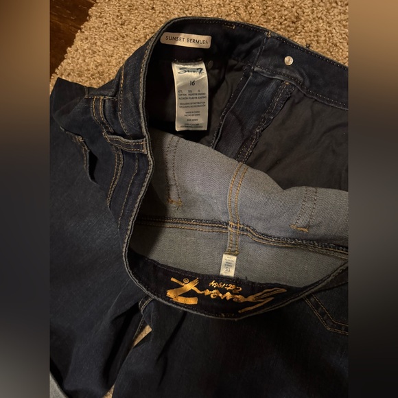 Seven7 Women's Dark Blue Bermuda Jean Shorts Size 16 NWOT - Picture 13 of 13